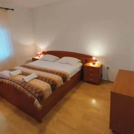 Apartment Mili - Seaview Veli Rat