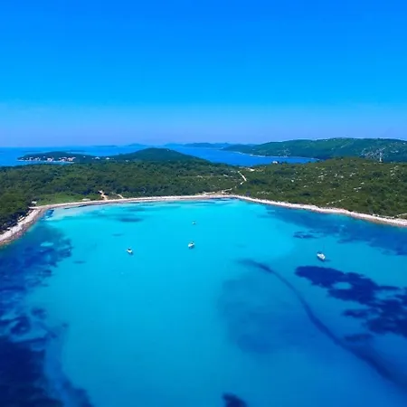 Mili - Seaview * Veli Rat
